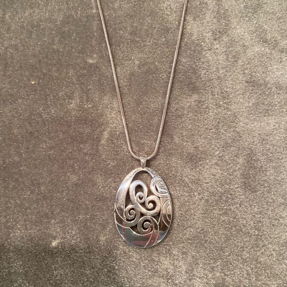 BRIGHTON Pendant Silver Necklace - Picture 3 of 7